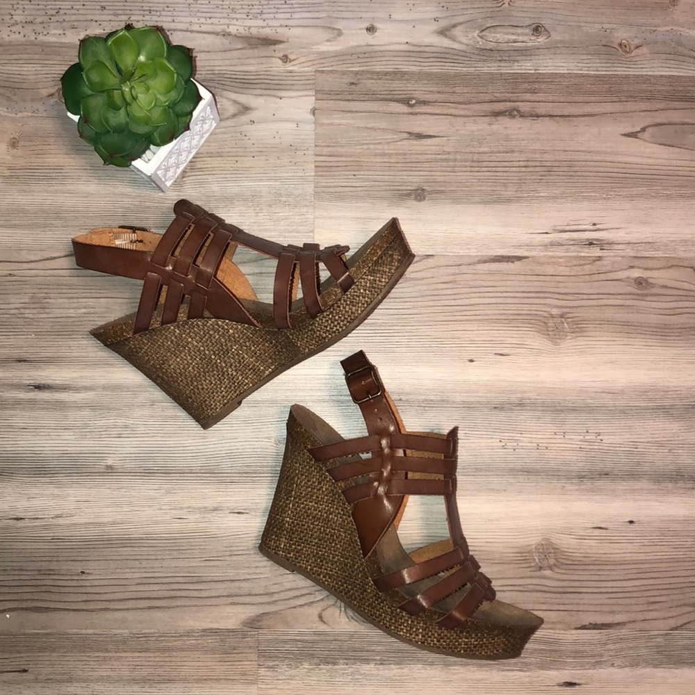 ❗️MIA BROWN SUMMER WEDGES-SZ 9.5 ❗️